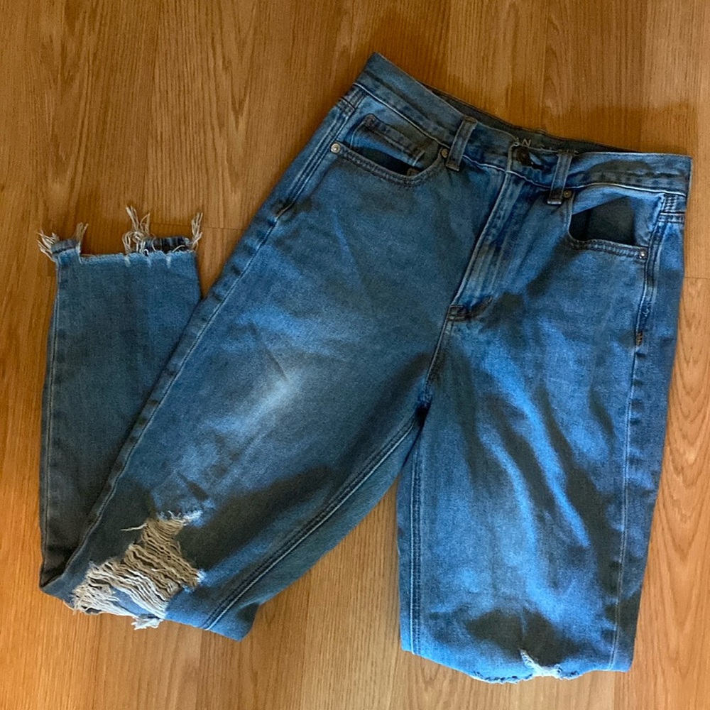 American eagle mom jeans